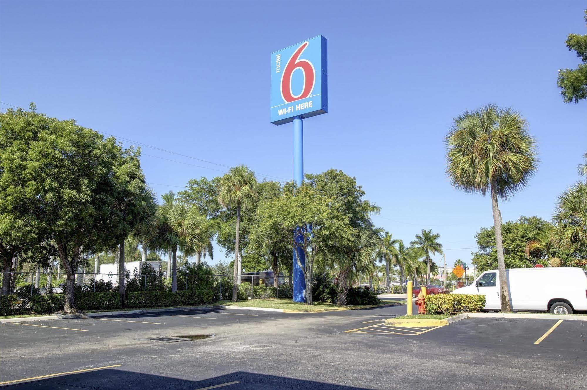 Motel 6-Lantana West Palm Beach, Fl Exteriör bild
